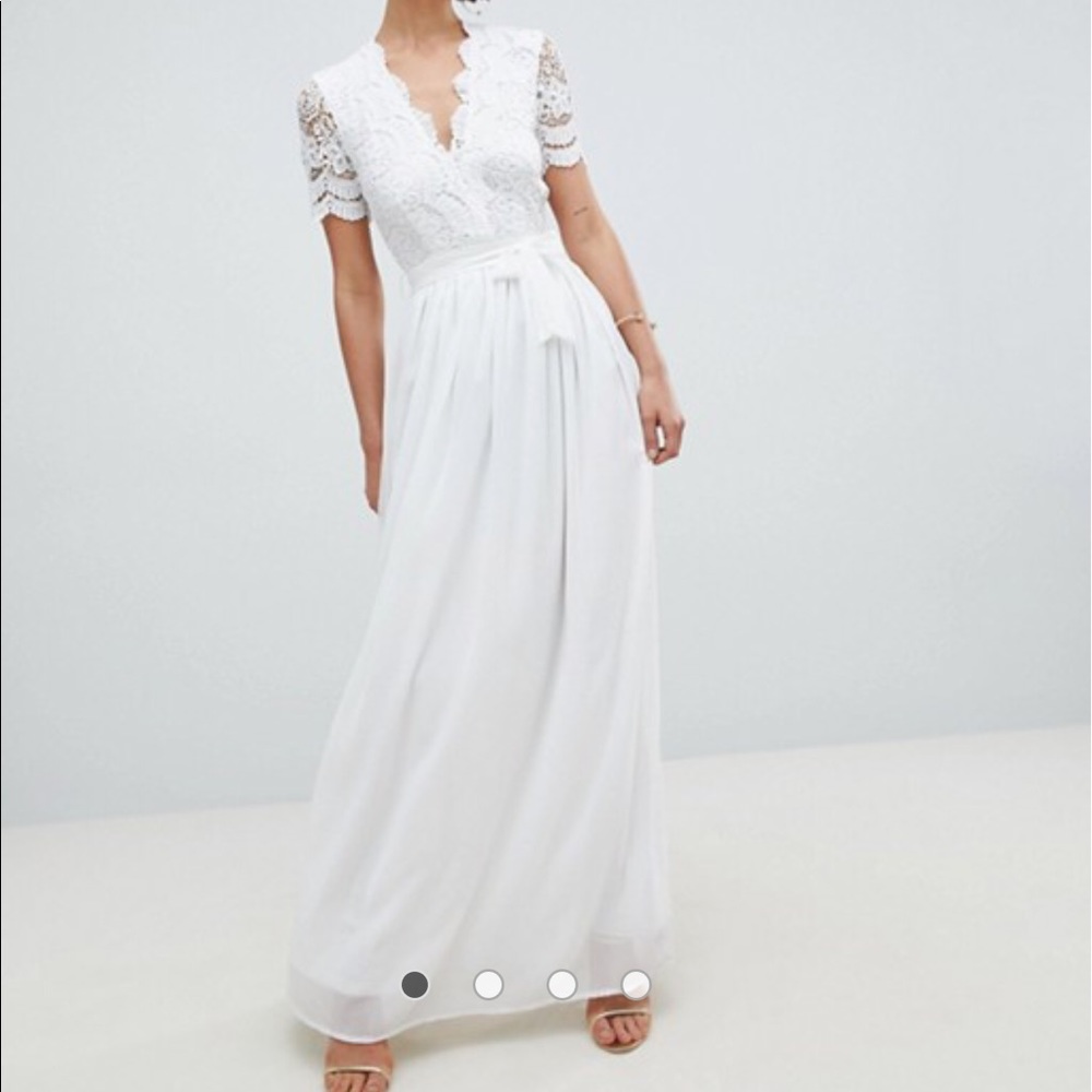 White backless formal dress